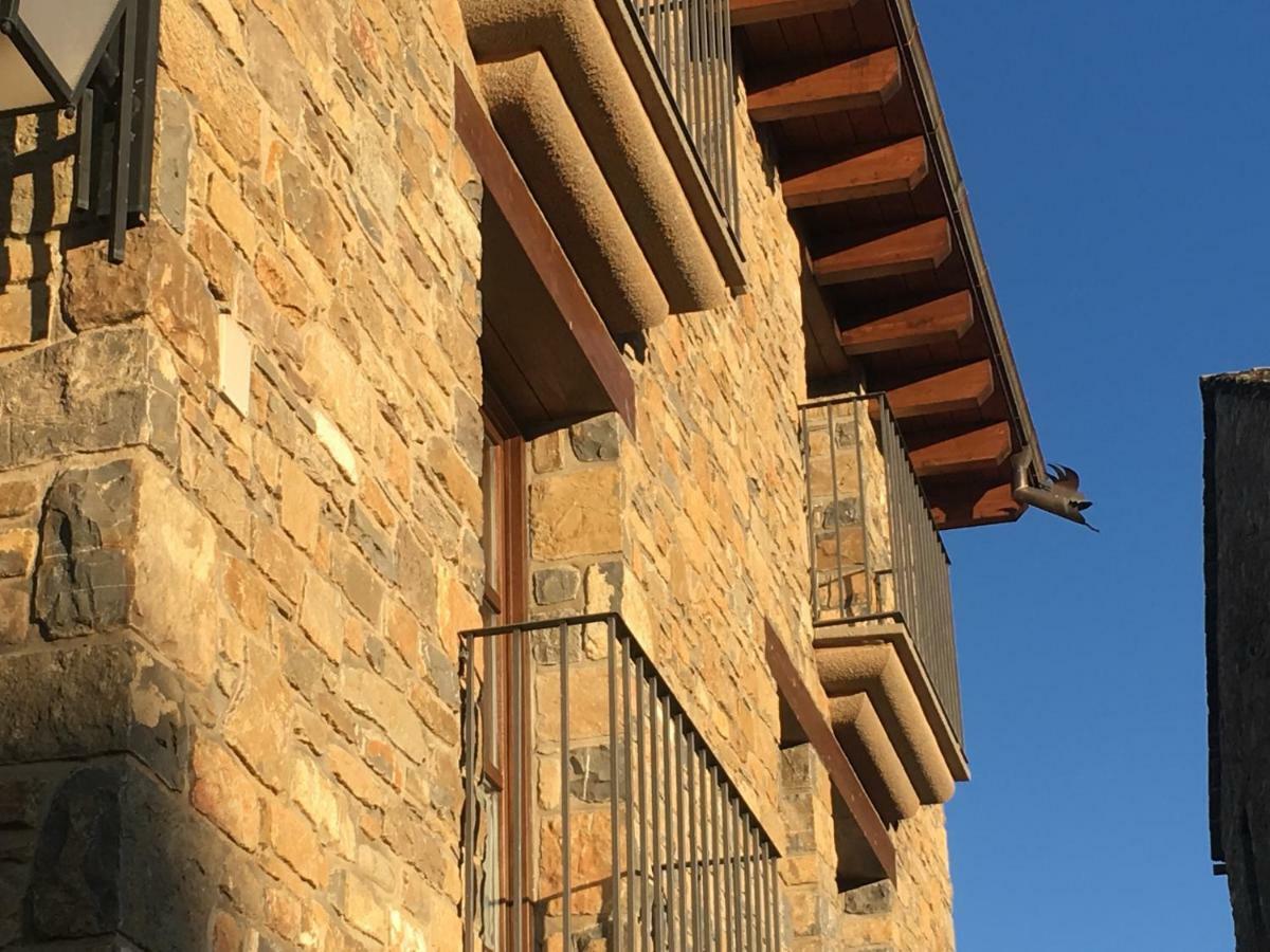 Apartamentos El Palacete De Aínsa Exterior foto